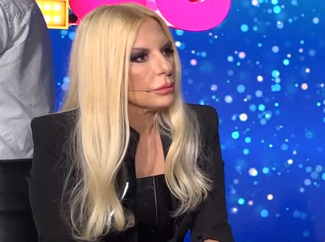 Πάνια για Βίσση: Μοναδικός άνθρωπος σε όλα τα επίπεδα