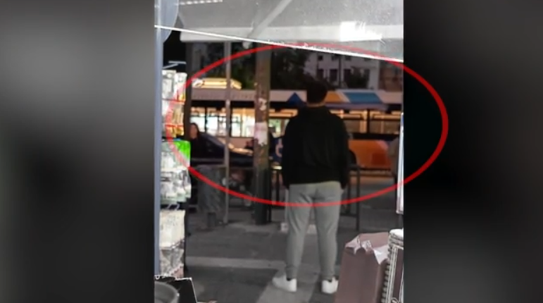 Πειραιάς: «Μάχη» για τη ζωή του δίνει ο 17χρονος που παρασύρθηκε από λεωφορείο