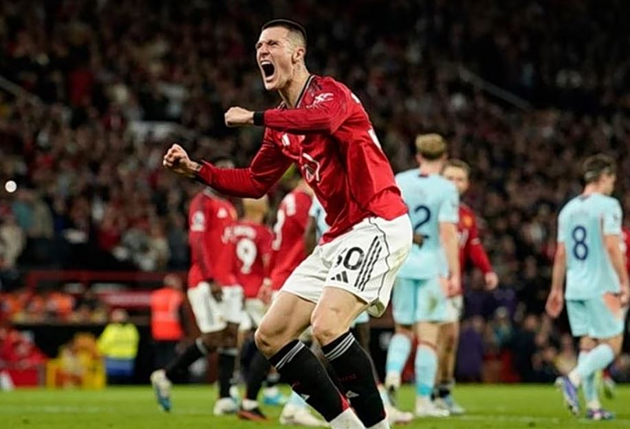 Νίκη της Μάντσεστερ Γιουνάιτεντ επί της Μπρέντφορντ