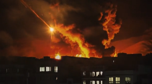 Μαίνεται ο πόλεμος στη Μέση Ανατολή – Συνεχείς απειλές & χτυπήματα, το MEGA καταγράφει