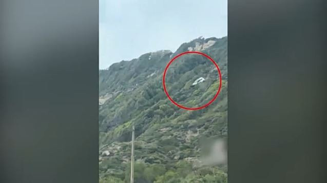 Ρόδος: 45χρονος προσπάθησε να ρίξει σε γκρεμό ΙΧ με την εν διαστάσει σύζυγό του & το παιδί τους