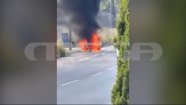 Θεσσαλονίκη: Η στιγμή που ΙΧ τυλίγεται στις φλόγες σε κεντρικό δρόμο – MEGA ντοκουμέντο
