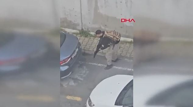 Τουρκία: Καρέ καρέ η τρομοκρατική επίθεση στο ισραηλινό προξενείο στην Κωνσταντινούπολη – Τρεις οι δράστες