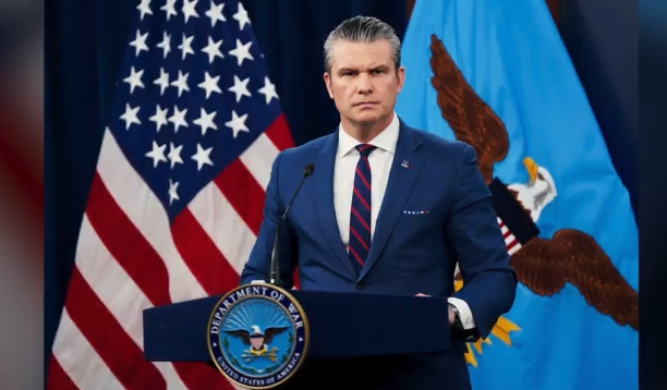 ΗΠΑ: Ο υπουργός Πολέμου «ξηλώνει» δύο αξιωματικούς