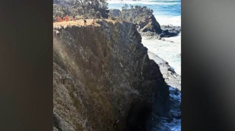 Αυστραλία: Επιχείρηση διάσωσης 7μελούς οικογένειας – Παγιδεύτηκε σε βράχια