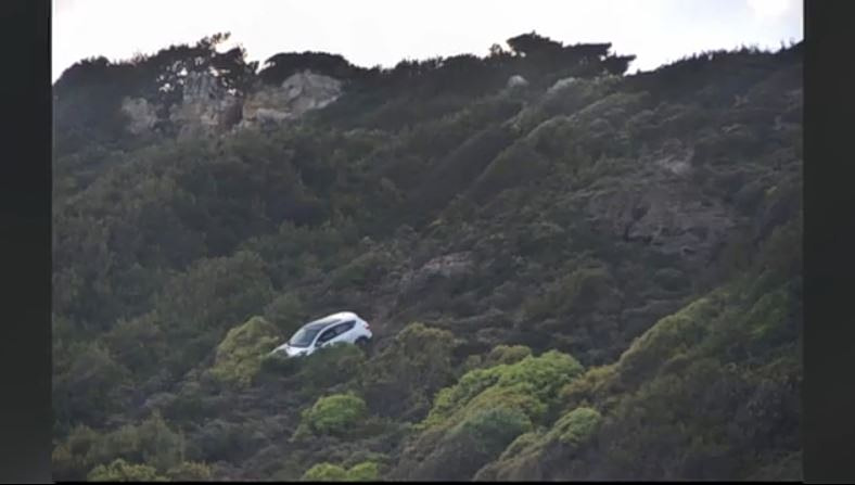 Ρόδος: 45χρονος επιχείρησε να ρίξει σε χαράδρα όχημα με την εν διαστάσει σύζυγό του & το παιδί τους