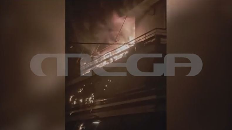 Τραγωδία στον Κολωνό: Νεκροί ένας άνδρας & μια γυναίκα μετά από φωτιά σε πολυκατοικία