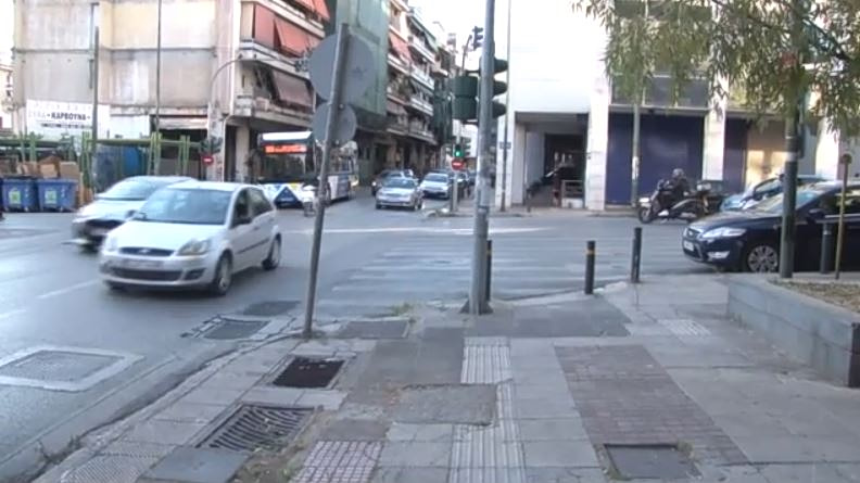 Νέος Κόσμος: Μαχαίρωσαν και έστειλαν στο νοσοκομείο 15χρονο – Αναζητούνται οι δράστες