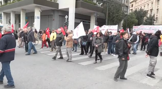 Πλήθος κόσμου στις συγκεντρώσεις για την εργατική Πρωτομαγιά – Τα μηνύματα της πολιτικής ηγεσίας