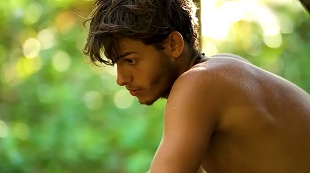 Survivor: Χαμογελά ξανά ο Σταύρος Φλώρος μετά τον σοβαρό τραυματισμό του