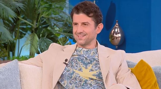 Μιχάλης Οικονόμου: «Θέλω να πιστεύω ότι ο κόσμος εξελίσσεται και ότι θα ισορροπήσει σε κάτι υγιές»