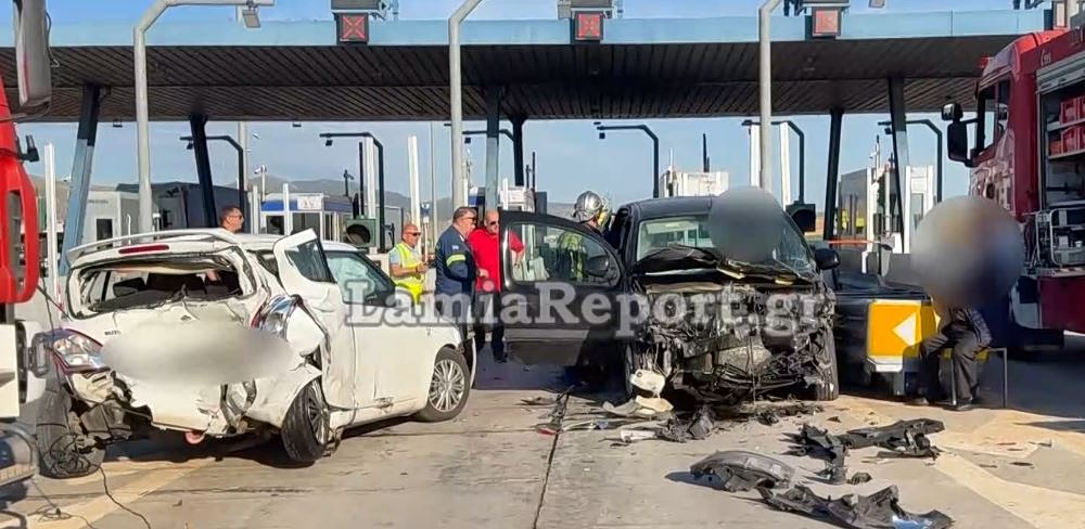 Σοκαριστικό τροχαίο στα διόδια της Θήβας
