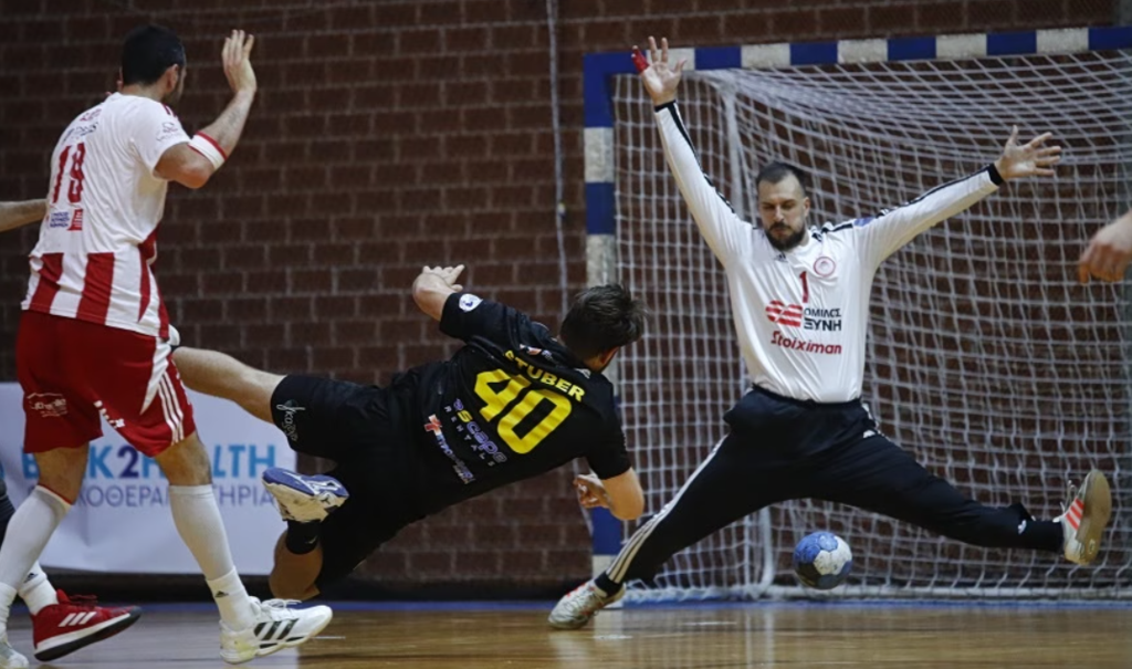 Ολυμπιακός – ΑΕΚ 32-33: Η Ένωση έκανε το «break» με ανατροπή από το -8