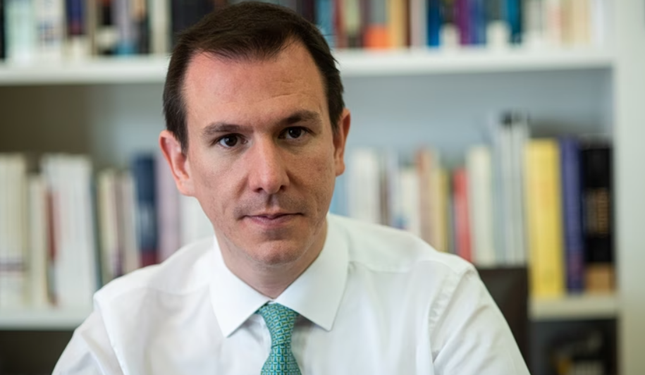 Δουδωνής για την αποκάλυψη του in για τις παρακολουθήσεις: «Ο κ. Τζαβέλλας θα έπρεπε να έχει εξαιρεθεί – Ήταν εμπλεκόμενος»