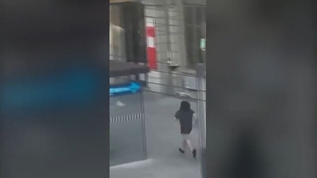 Ελβετία: Επίθεση με μαχαίρι σε σιδηροδρομικό σταθμό – 4 τραυματίες