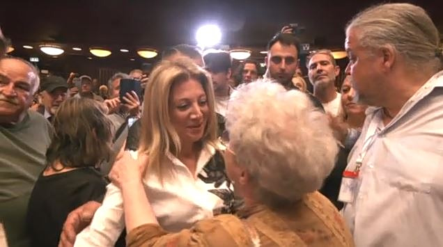Οι άνθρωποι δίπλα στη Μαρία Καρυστιανού – Παρουσίες & αντιδράσεις