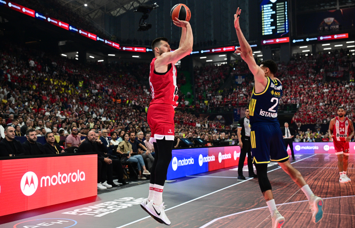 Ολυμπιακός – Φενέρμπαχτσε 79-61: Πέρασε στον μεγάλο τελικό ο Θρύλος