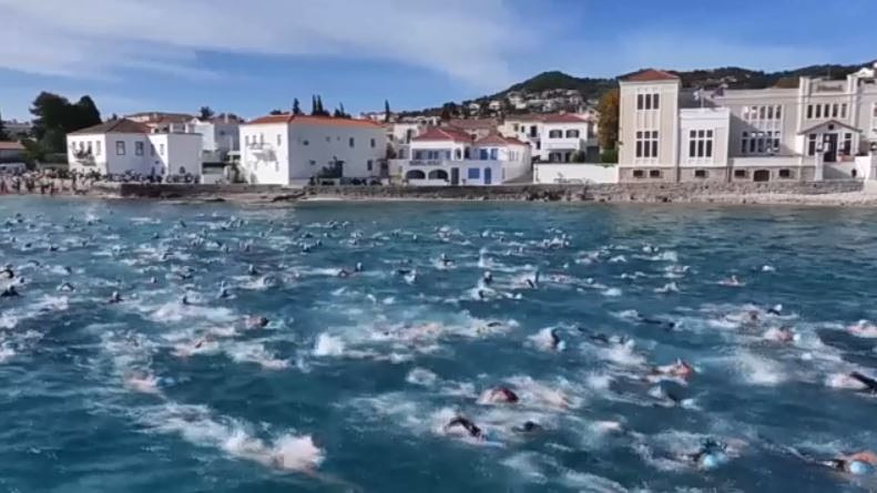 Spetsathlon 2026: Ο κορυφαίος αγώνας τριάθλου διεξήχθη για 12η φορά στις Σπέτσες – Ρεκόρ συμμετοχών