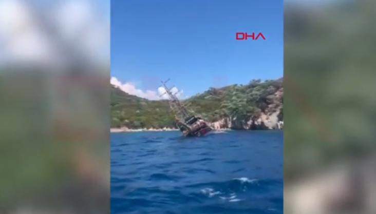 Τουρκία: Τουριστικό πλοίο με 148 επιβάτες βυθίστηκε ανοιχτά της Μαρμαρίδας – Μεταφέρθηκαν με ασφάλεια στην ξηρά