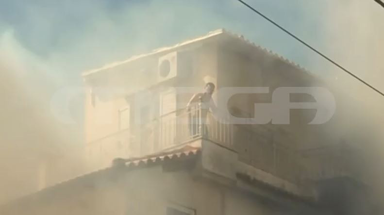 Κορυδαλλός: Συναγερμός από φωτιά σε διαμέρισμα – Εγκλωβίστηκαν ένοικοι