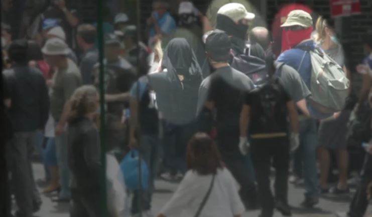 Marfin: Προσωρινά κρατούμενοι οι δύο 42χρονοι για τη φονική εμπρηστική επίθεση το 2010
