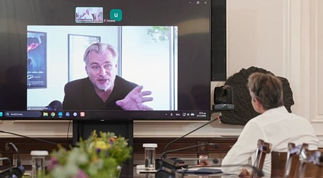 Συγχαρητήρια & ευχαριστίες προς τον Κρίστοφερ Νόλαν έστειλε ο πρωθυπουργός