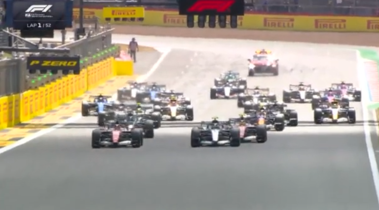 Formula 1: Πρώτη νίκη του Λεκλέρ – Καταστροφή για Αντονέλι, τον πλησίασαν Ράσελ και Χάμιλτον