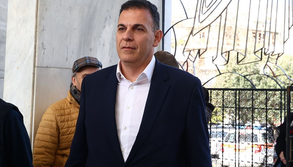 Παραιτείται από βουλευτής του ΣΥΡΙΖΑ ο Γιώργος Καραμέρος – «Βάζει πλώρη» για την ΕΛ.Α.Σ.