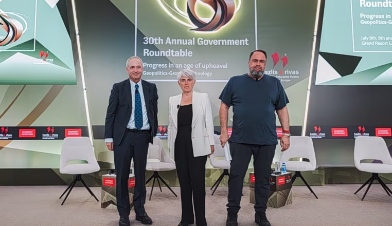 Συνέδριο Economist: Επίσημη πρόταση του Ευάγγελου Μαρινάκη στις ΗΠΑ για την επιβολή τέλους διέλευσης στα Στενά του Ορμούζ