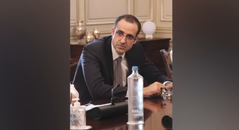 Ενσωματώνεται στην ελληνική νομοθεσία η ευρωπαϊκή οδηγία για τις αγωγές εναντίον δημοσιογράφων μετά τη «βιομηχανία» αγωγών από τον Δημητριάδη