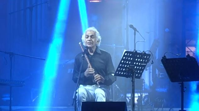 Πλήθος κόσμου στη συναυλία του παγκοσμίου φήμης Omar Faruk Tekbilek στο πλαίσιο του Attica Roots Festival