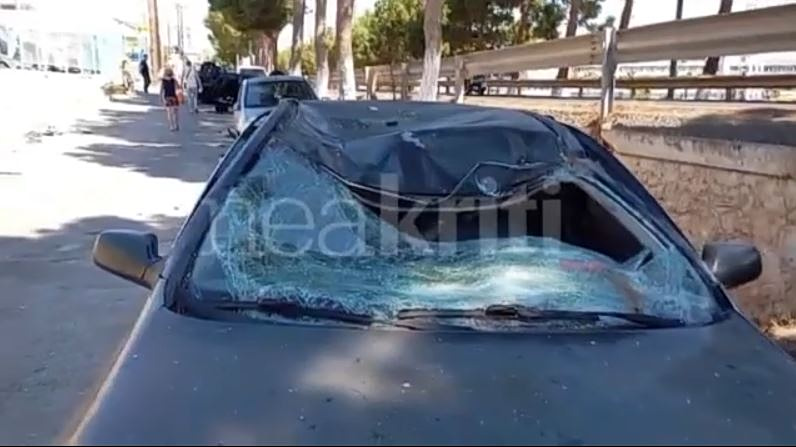 Τρελή πορεία αυτοκίνητου στο Ηράκλειο Κρήτης – Προσέκρουσε σε τέσσερα οχήματα και ανατράπηκε