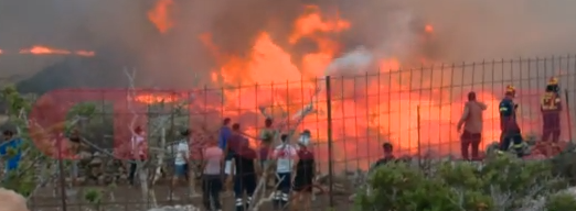 Το MEGA στα πύρινα μέτωπα – Δραματικές ώρες για τους κατοίκους σε Ρέθυμνο και Πάρο