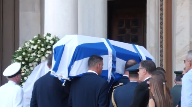 Το τελευταίο «αντίο» στον Γιάννη Βαρβιτσιώτη
