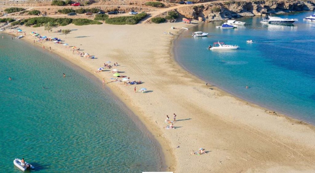 Κύθνος: Το εορταστικό κλίμα στην Παναγία Κανάλα και η παράδοση του νησιού