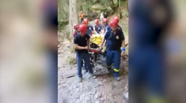 Όλυμπος: Επιχείρηση διάσωσης 50χρονης που τραυματίστηκε στη διάρκεια πεζοπορίας