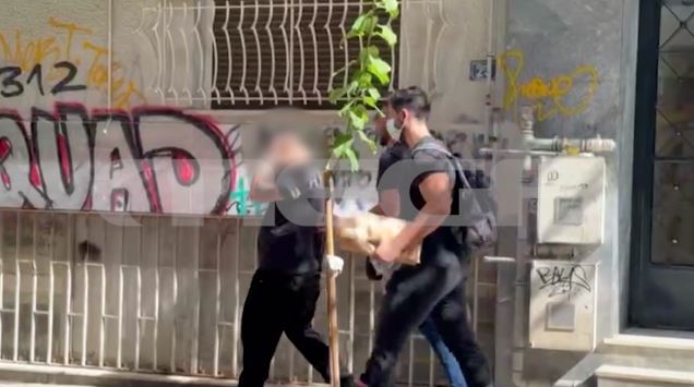 Κυψέλη: 18 μαχαιριές έφερε το βρέφος που βρέθηκε κατεψυγμένο σε βαλίτσα