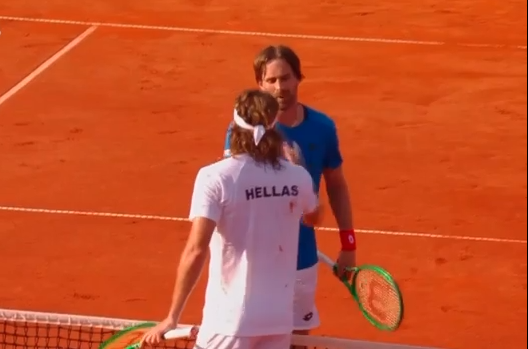 Davis Cup: Νίκη του Τσιτσιπά επί του Γκόμπος