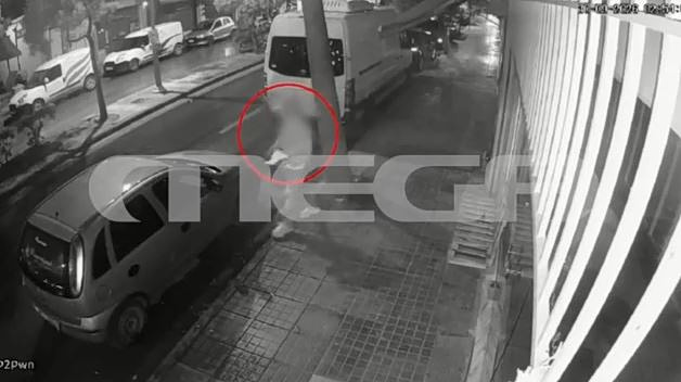 Κρήτη: Διαπόμπευση κοπέλας με δεκάδες φέιγ βολάν με άσεμνες φωτογραφίες και υβριστικό περιεχόμενο