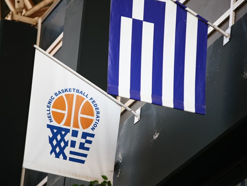 «Βόμβα» στο ελληνικό μπάσκετ – Συνελήφθησαν ο πρόεδρος της ΕΟΚ & διαιτητές για στημένους αγώνες