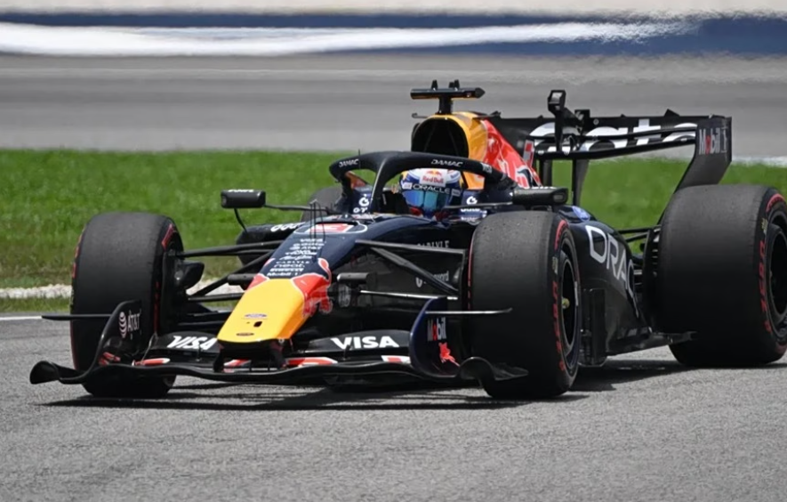 Φόρμουλα 1: O Μαξ Φερστάπεν πήρε την pole position στη Μαλαισία