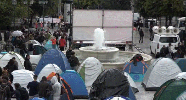 Στους δρόμους για το δικαίωμα στη μόρφωση – Εκατοντάδες φοιτητές έστειλαν «ηχηρό» μήνυμα για τα ακριβά ενοίκια