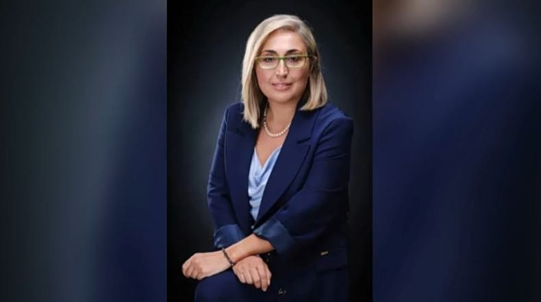 Στο μικροσκόπιο η βουλευτής Ημαθίας της ΝΔ, Στέλλα Αραμπατζή – Έλεγχος για καταγγελίες σχετικά με αισθητικές παρεμβάσεις