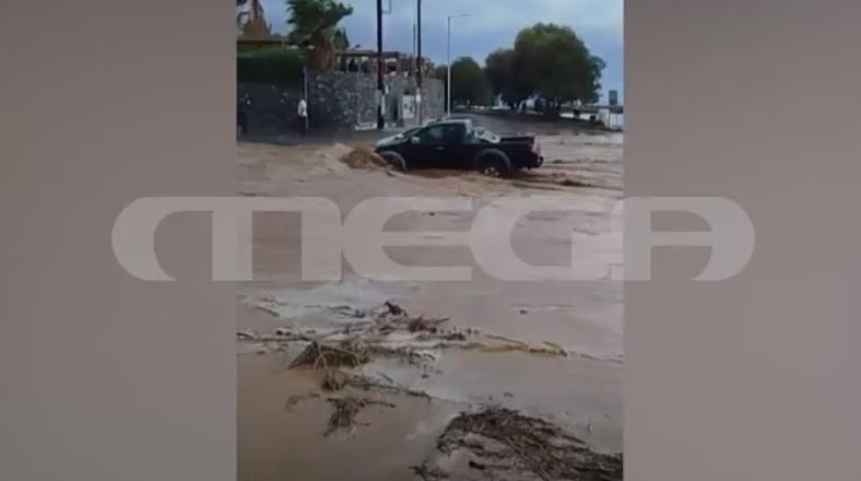 Η κακοκαιρία «σφυροκοπά την Κρήτη – Ήχησε το 112, νεκρός 80χρονος κτηνοτρόφος